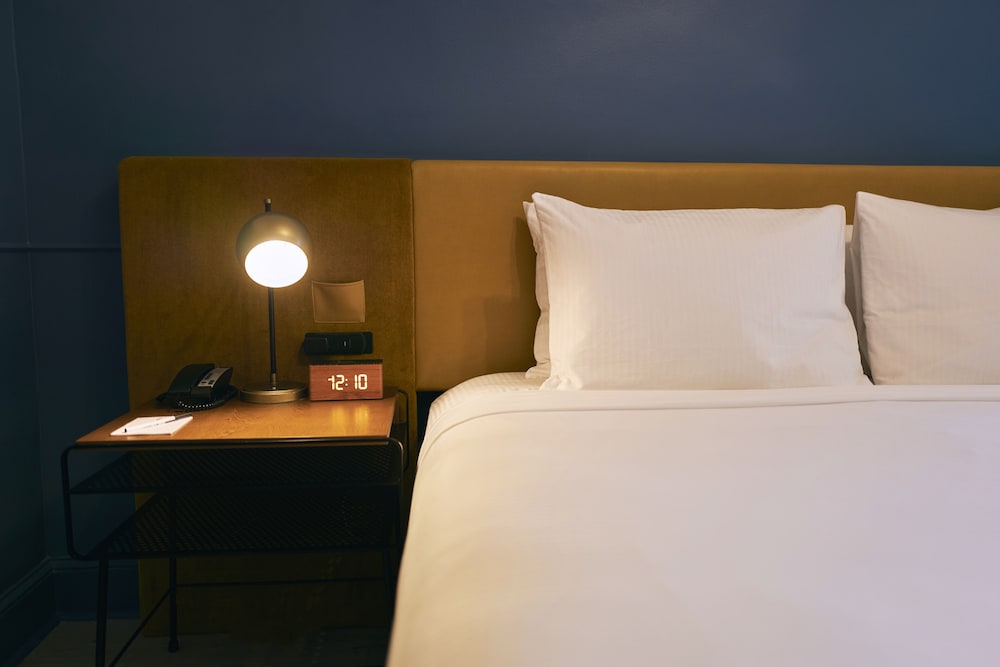 Hotel Julian — Hotel rooms in San Francisco, California