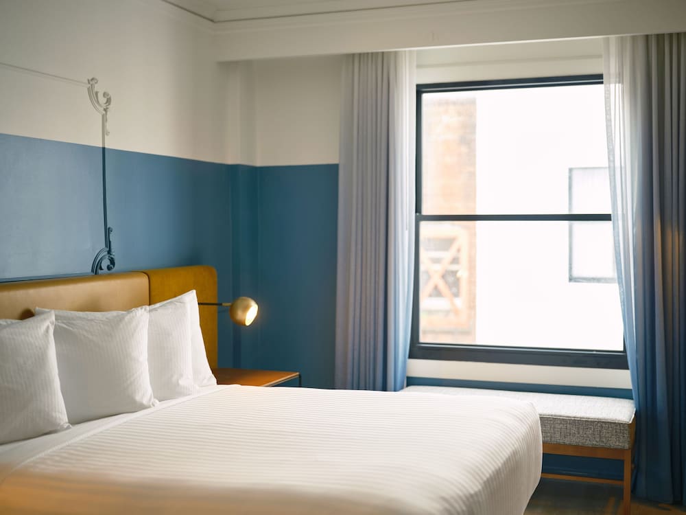 Hotel Julian — Hotel rooms in San Francisco, California