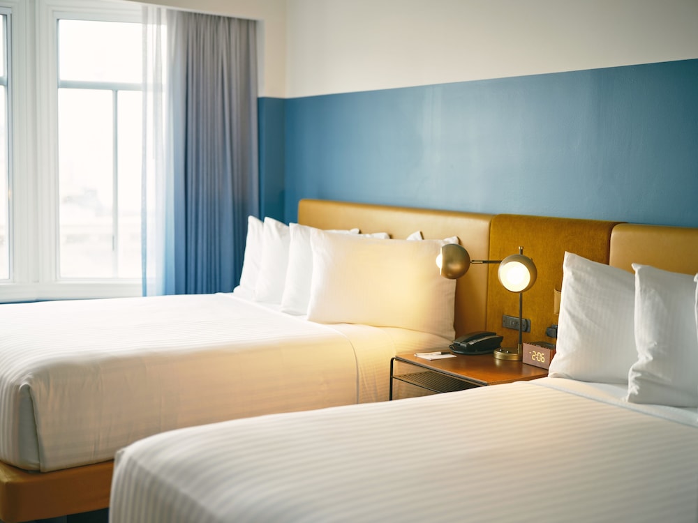 Hotel Julian — Hotel rooms in San Francisco, California