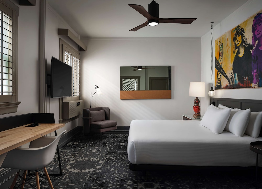 The Barnes San Francisco, Tapestry Collection by Hilton — Hotel rooms in San Francisco, California