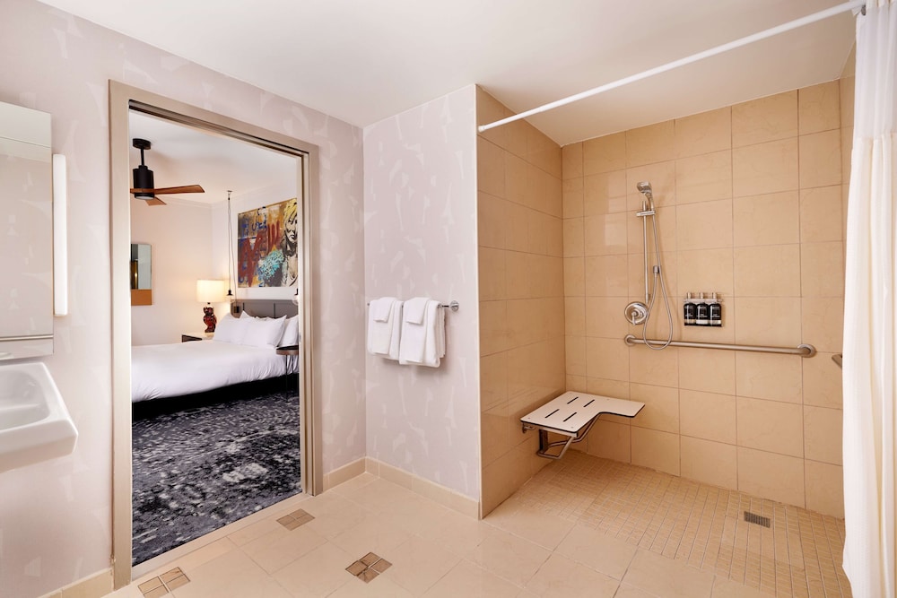 The Barnes San Francisco, Tapestry Collection by Hilton — Hotel rooms in San Francisco, California