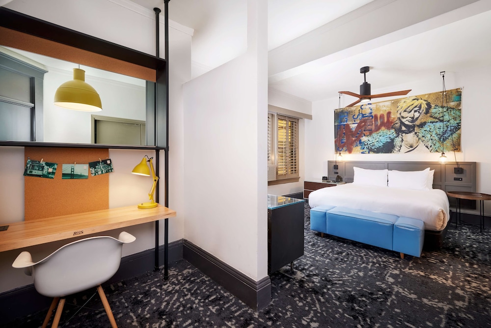 The Barnes San Francisco, Tapestry Collection by Hilton — Hotel rooms in San Francisco, California