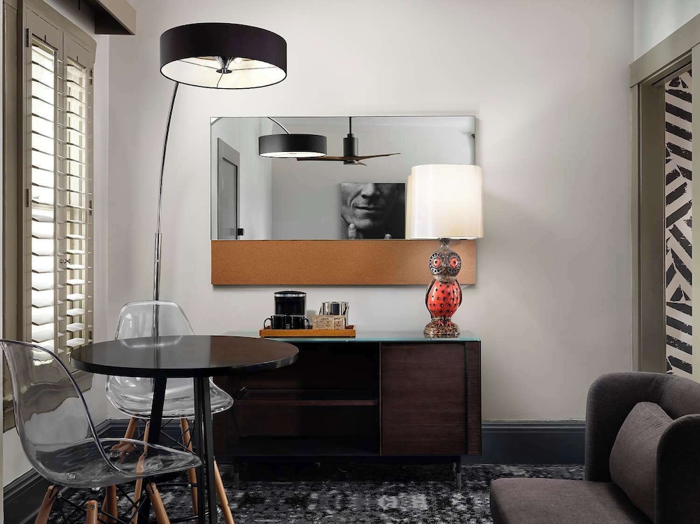 The Barnes San Francisco, Tapestry Collection by Hilton — Hotel rooms in San Francisco, California