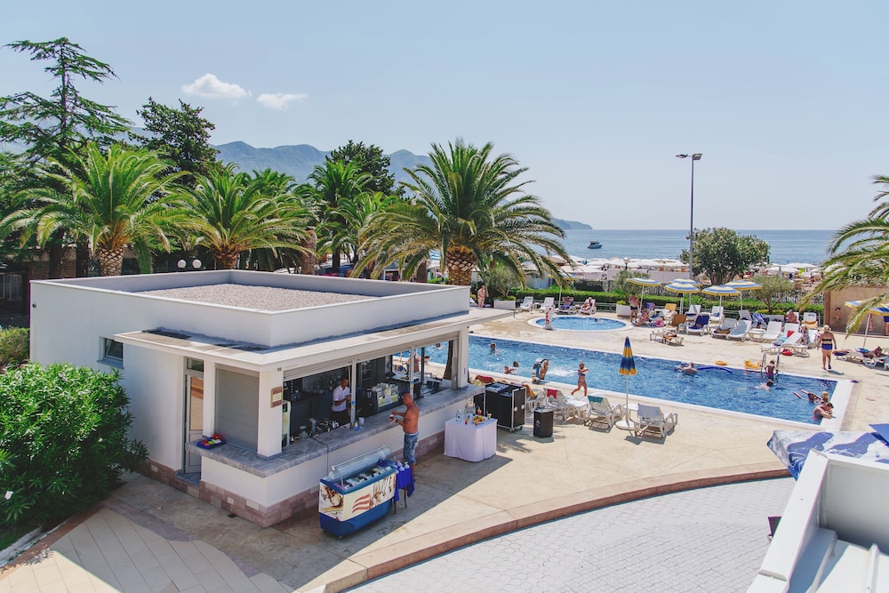Hotel Montenegro Beach Resort - zdjęcie 2