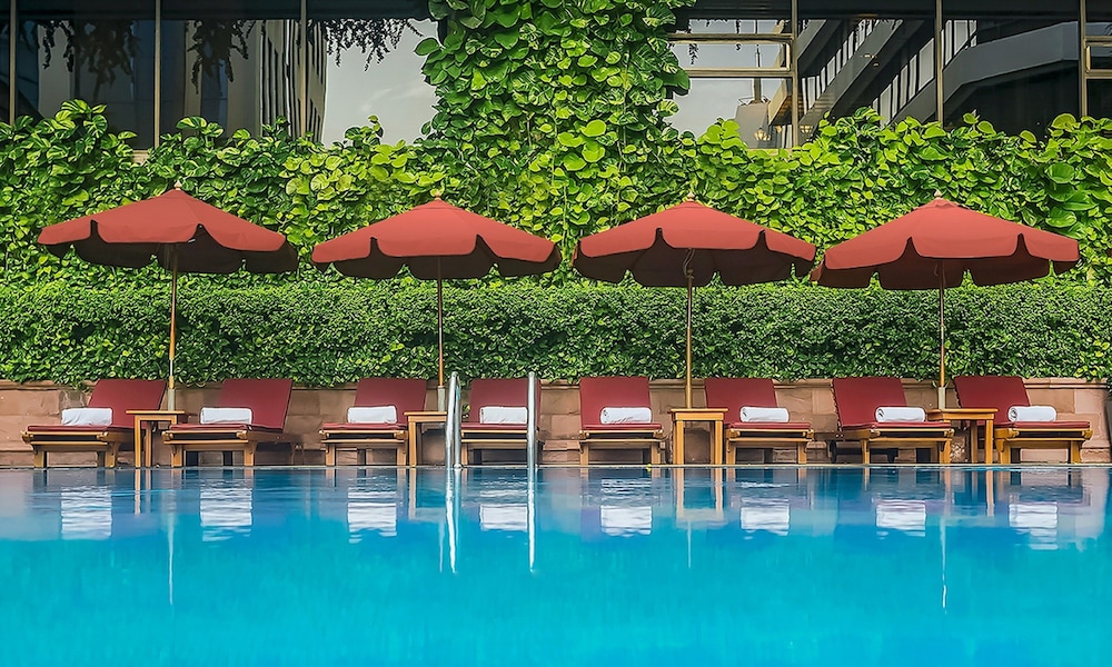 The Landmark Bangkok — Swimming pool in Bangkok, Bangkok