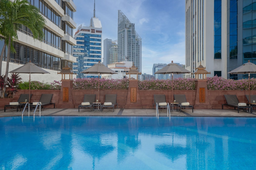 The Landmark Bangkok — Swimming pool in Bangkok, Bangkok