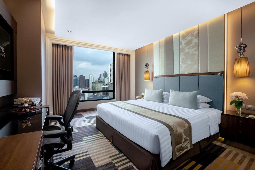 The Landmark Bangkok — Hotel rooms in Bangkok, Bangkok