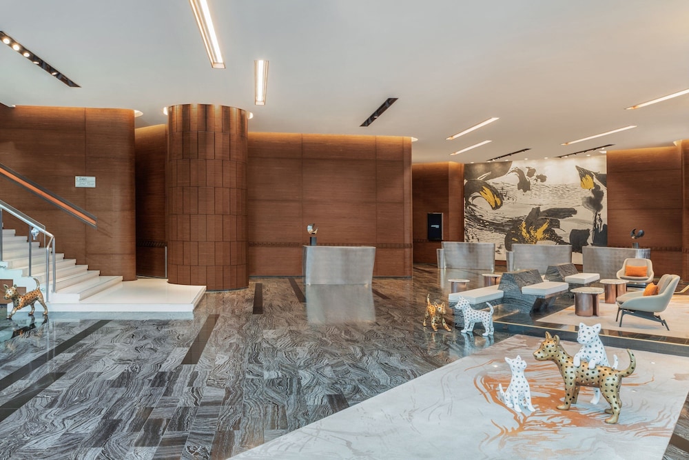 Le Meridien Bangkok — Hotel building in Bangkok, Bangkok