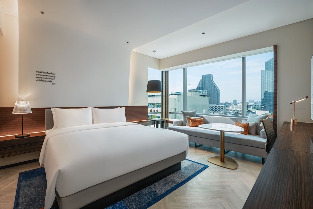 Le Meridien Bangkok — Hotel rooms in Bangkok, Bangkok