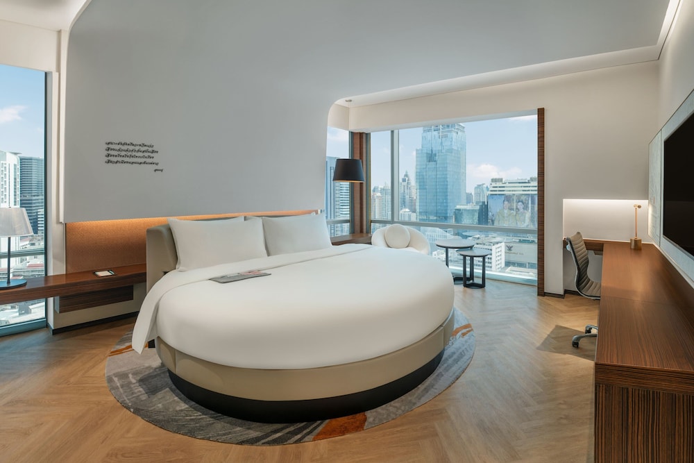 Le Meridien Bangkok — Hotel rooms in Bangkok, Bangkok