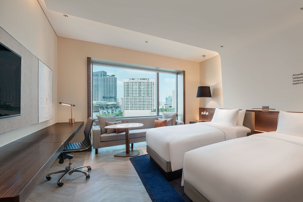 Le Meridien Bangkok — Hotel rooms in Bangkok, Bangkok
