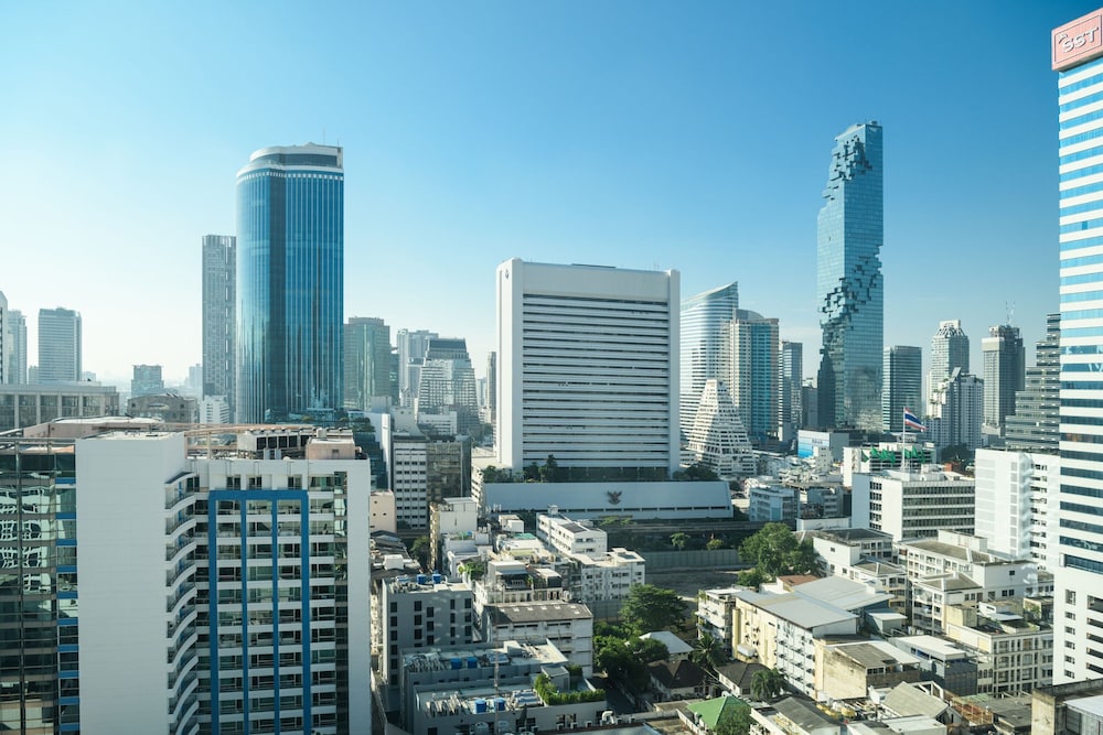 Le Meridien Bangkok — Attractions in the area in Bangkok, Bangkok
