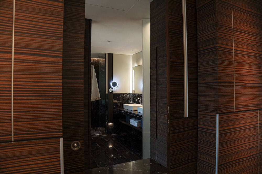 Le Meridien Bangkok — Hotel rooms in Bangkok, Bangkok
