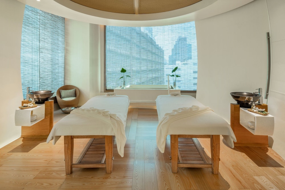 Le Meridien Bangkok — Spa in Bangkok, Bangkok
