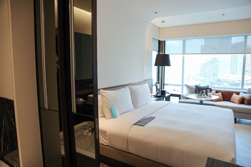 Le Meridien Bangkok — Hotel rooms in Bangkok, Bangkok
