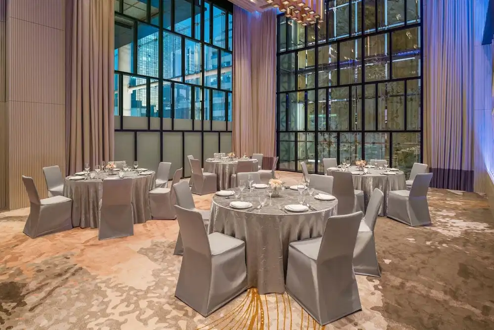 Le Meridien Bangkok — Hotel building in Bangkok, Bangkok