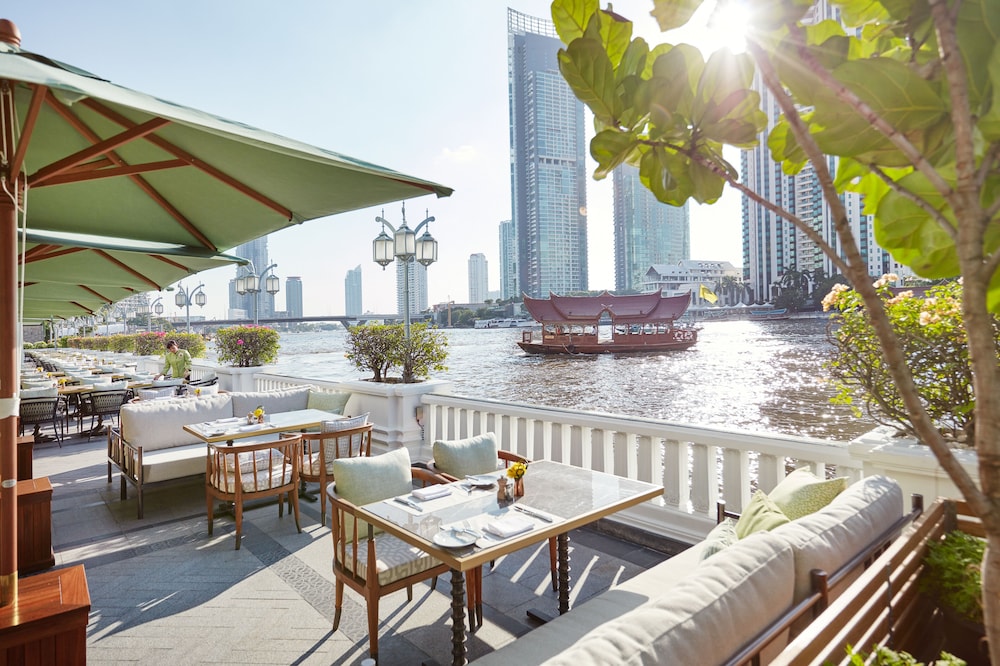 Mandarin Oriental, Bangkok — Restaurant & bars in Bangkok, Bangkok