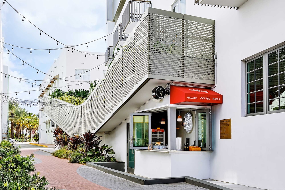 The Betsy - South Beach — Restaurant & bars in Miami, Florida
