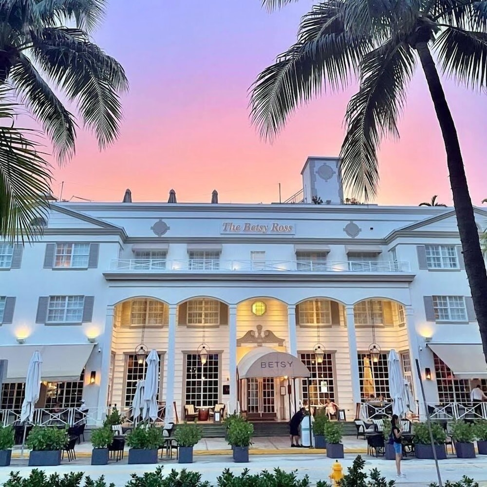 The Betsy - South Beach — Hotel building in Miami, Florida