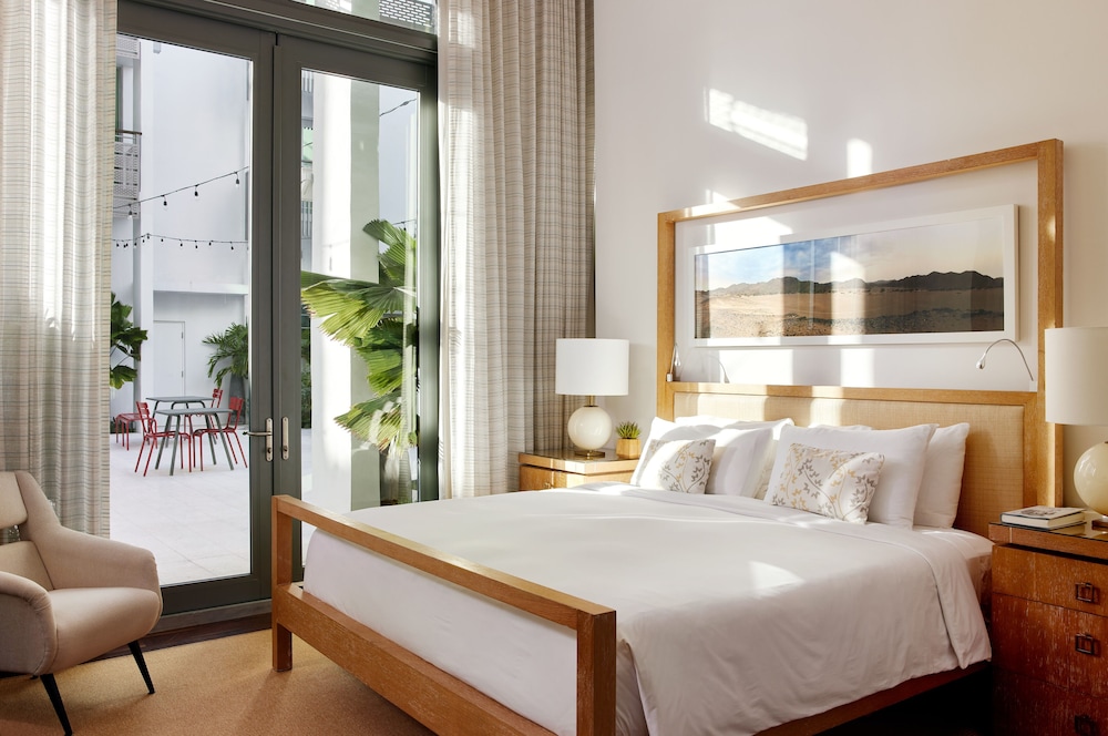 The Betsy - South Beach — Hotel rooms in Miami, Florida