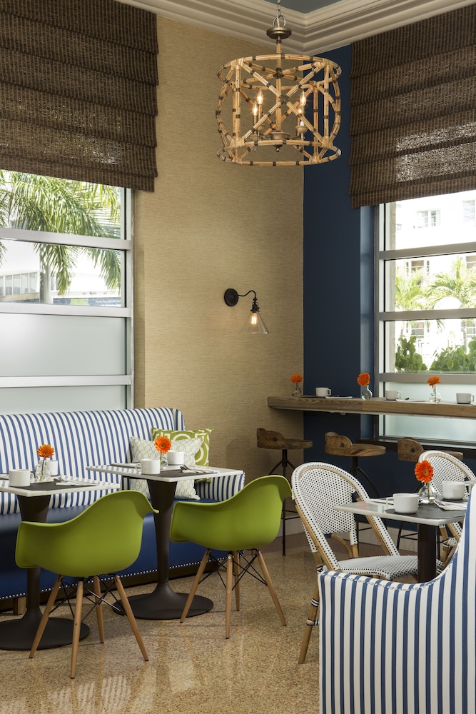 Circa 39 Miami Beach by IHG — Restaurant & bars in Miami, Florida