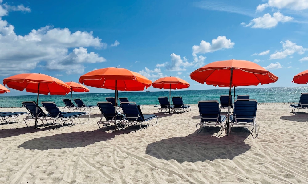 Circa 39 Miami Beach by IHG — Beach in Miami, Florida