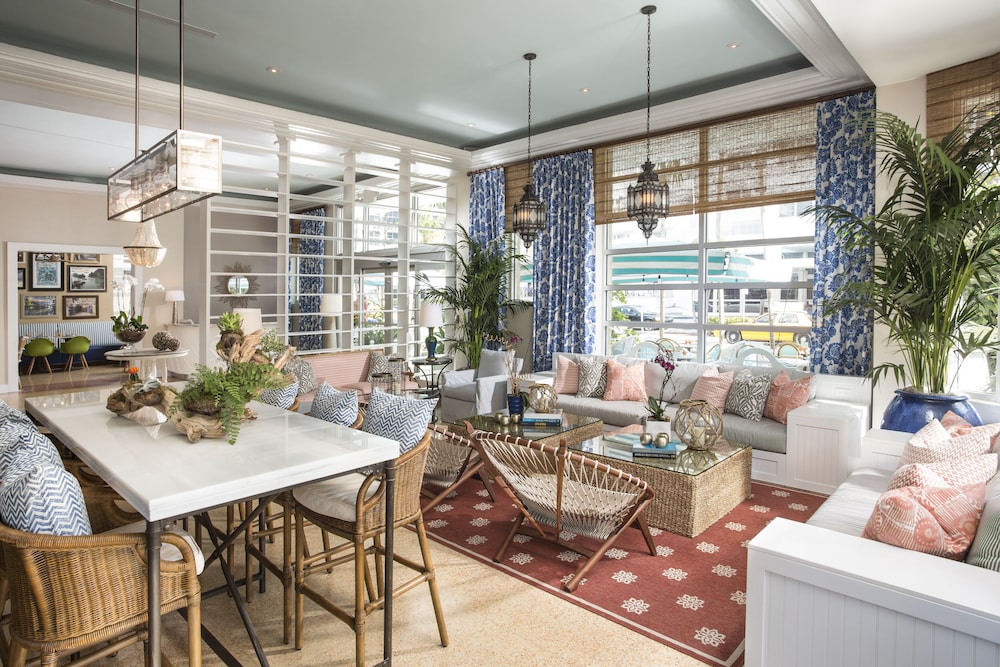 Circa 39 Miami Beach by IHG — Hotel rooms in Miami, Florida