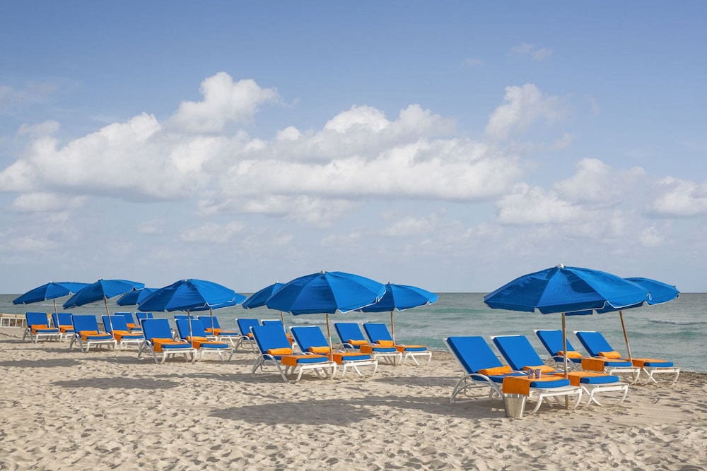 Circa 39 Miami Beach by IHG — Beach in Miami, Florida