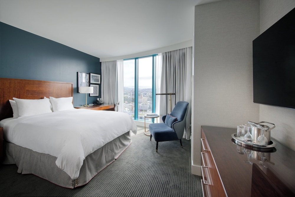 InterContinental San Francisco by IHG — Hotel rooms in San Francisco, California