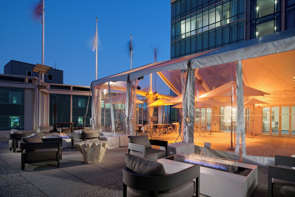 InterContinental San Francisco by IHG — Restaurant & bars in San Francisco, California