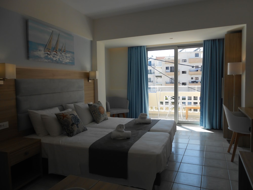 Aristo — Hotel rooms in Hersonissos