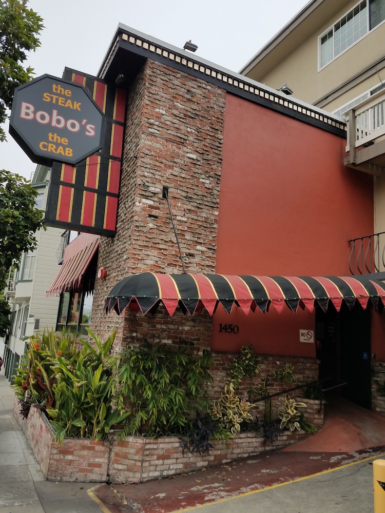 Travelodge by Wyndham San Francisco Bay — Restaurant & bars in San Francisco, California