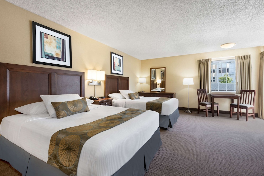 Travelodge by Wyndham San Francisco Bay — Hotel rooms in San Francisco, California