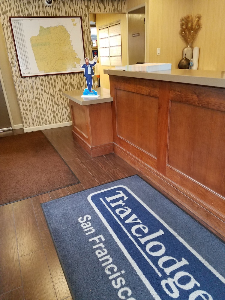 Travelodge by Wyndham San Francisco Bay — Hotel building in San Francisco, California