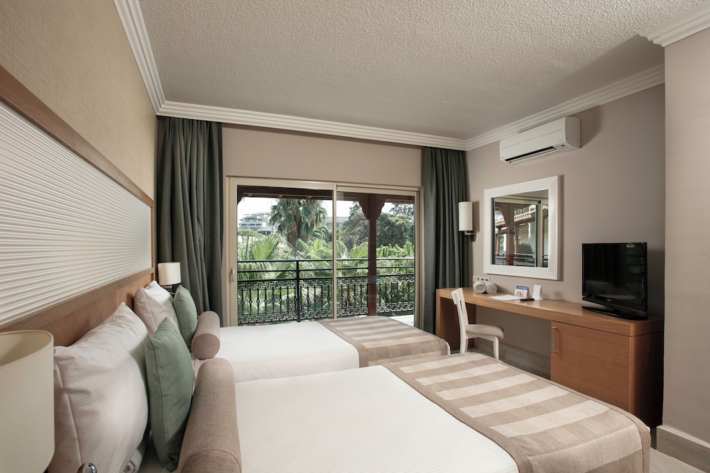Paloma Oceana - All inclusive — Hotel rooms in Side