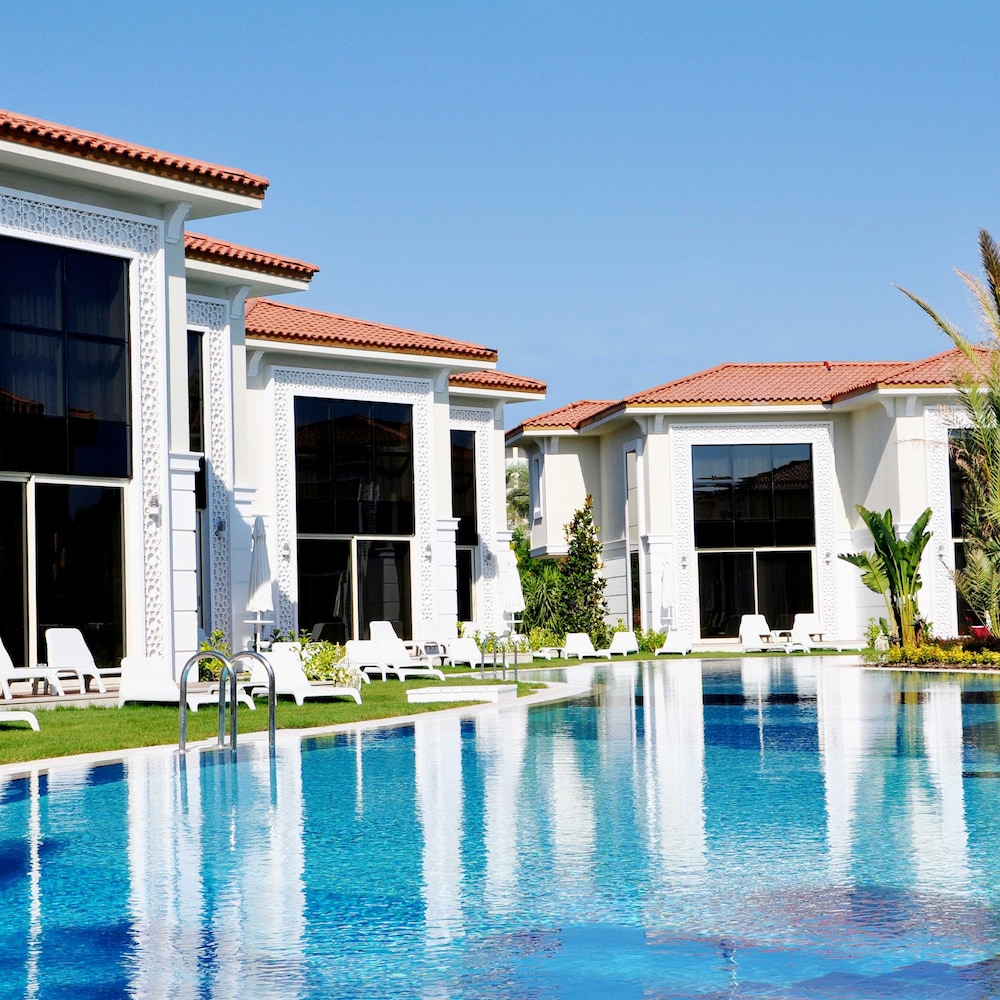 Paloma Oceana - All inclusive — Hotel building in Side