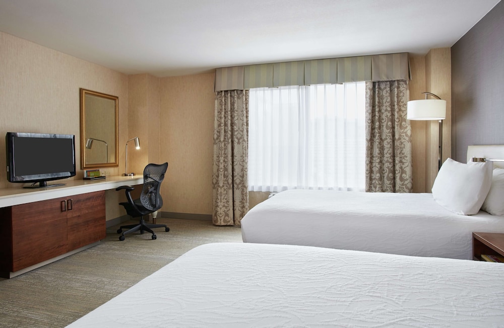 Hilton Garden Inn San Francisco Arpt North — Hotel rooms in Brisbane, California