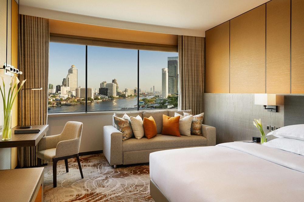 Millennium Hilton Bangkok — Hotel rooms in Bangkok, Bangkok