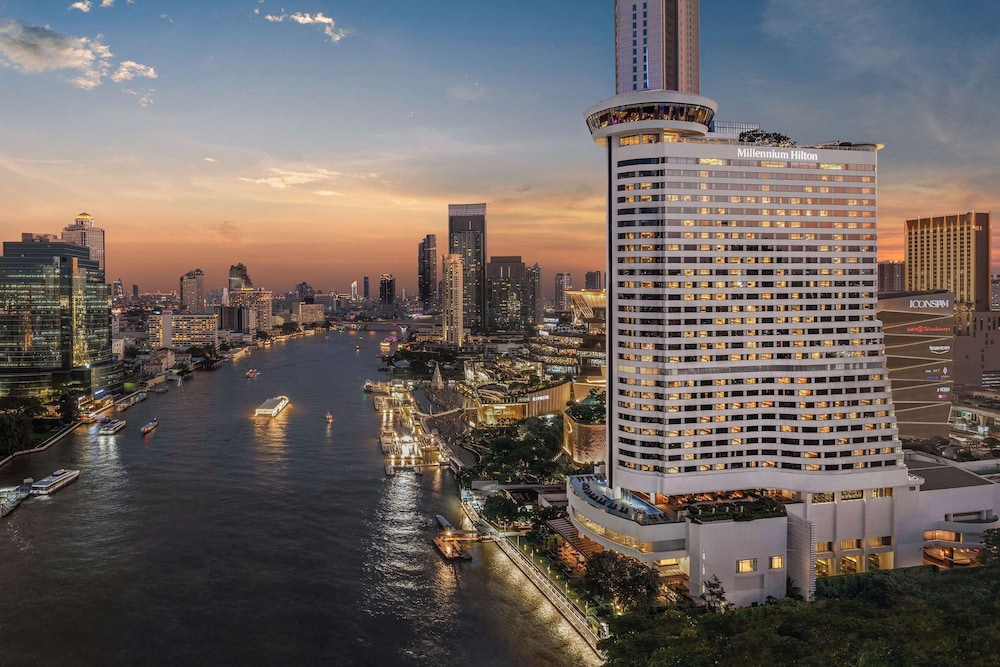 Millennium Hilton Bangkok — Hotel building in Bangkok, Bangkok