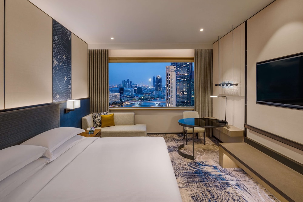 Millennium Hilton Bangkok — Hotel rooms in Bangkok, Bangkok