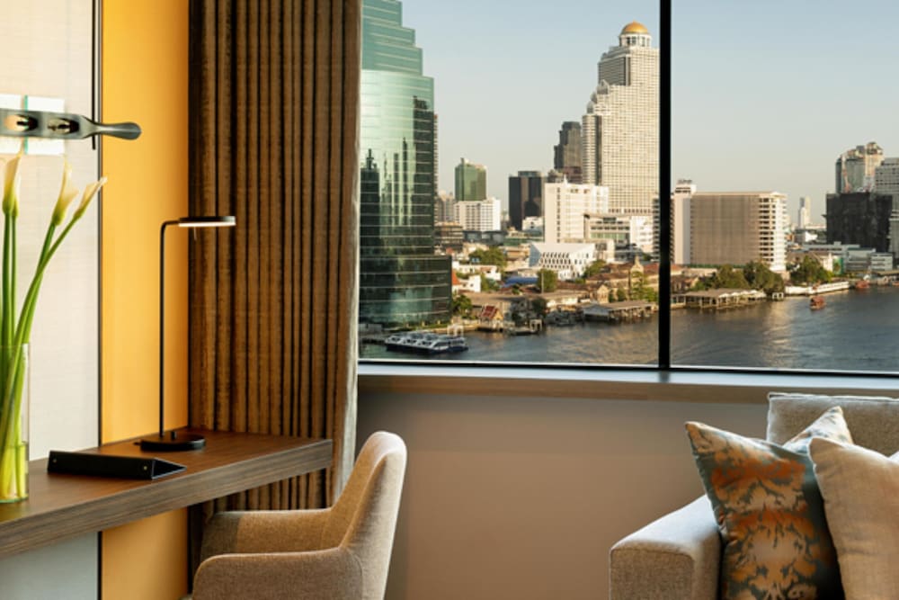 Millennium Hilton Bangkok — Hotel rooms in Bangkok, Bangkok