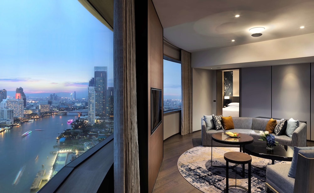 Millennium Hilton Bangkok — Hotel rooms in Bangkok, Bangkok