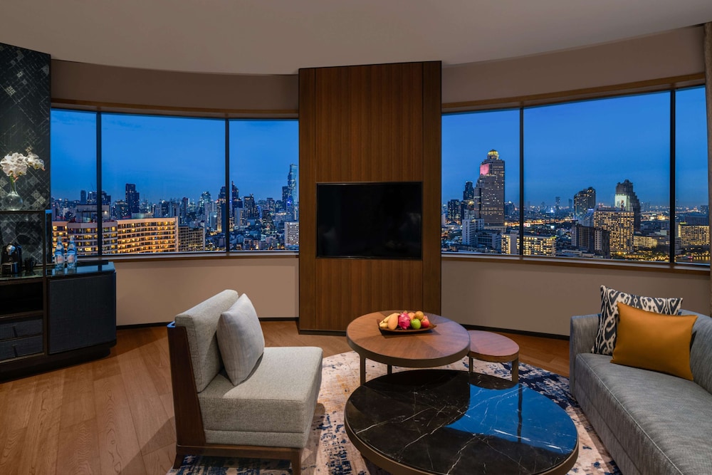 Millennium Hilton Bangkok — Hotel rooms in Bangkok, Bangkok