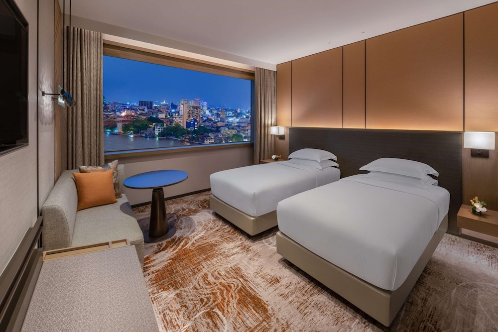 Millennium Hilton Bangkok — Hotel rooms in Bangkok, Bangkok
