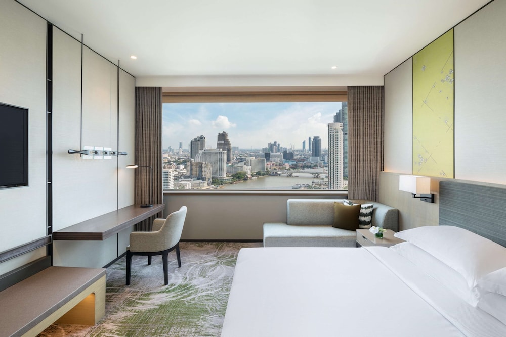 Millennium Hilton Bangkok — Hotel rooms in Bangkok, Bangkok