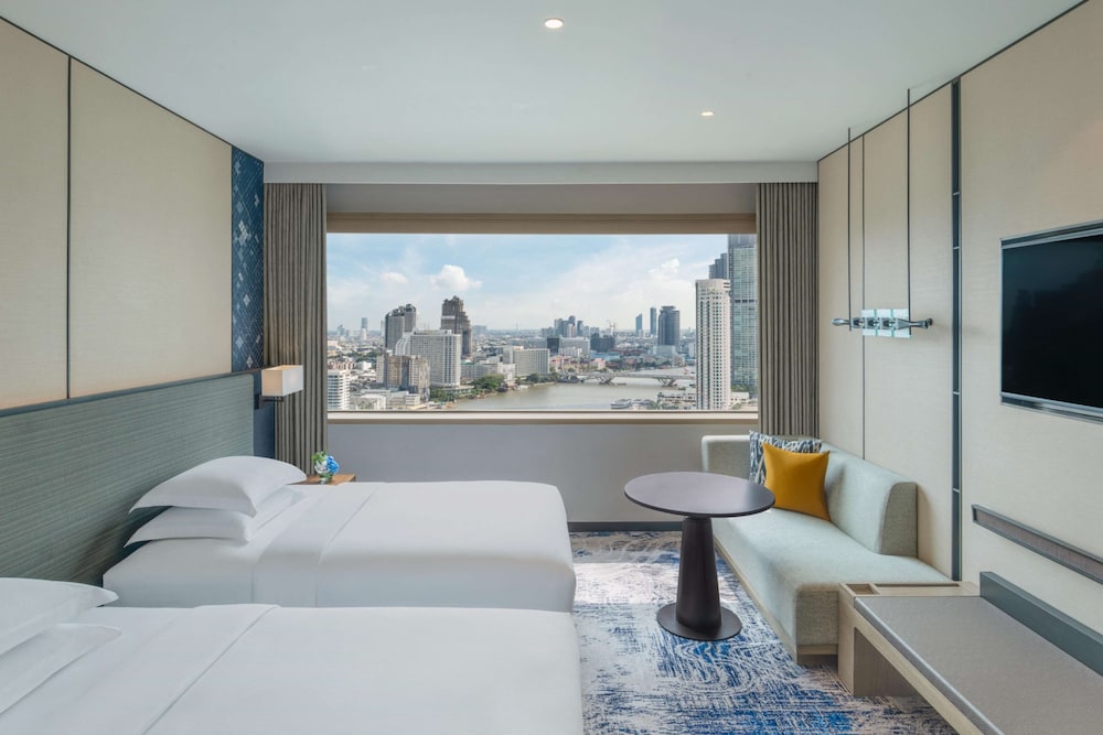 Millennium Hilton Bangkok — Hotel rooms in Bangkok, Bangkok