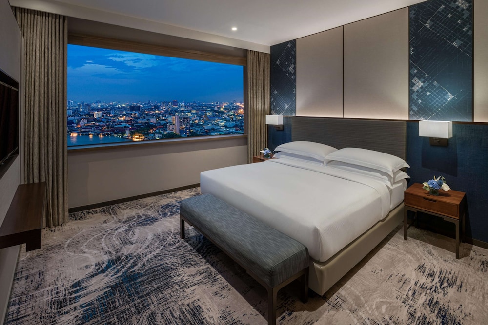 Millennium Hilton Bangkok — Hotel rooms in Bangkok, Bangkok