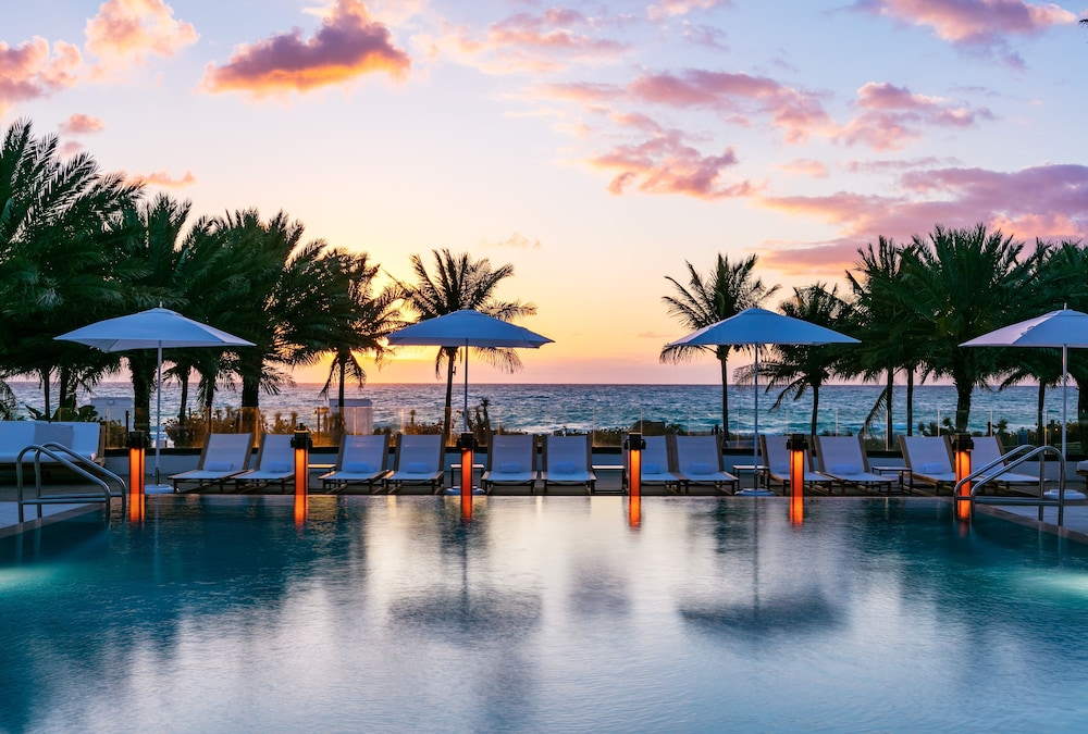 Eden Roc Miami Beach — Swimming pool in Miami, Florida