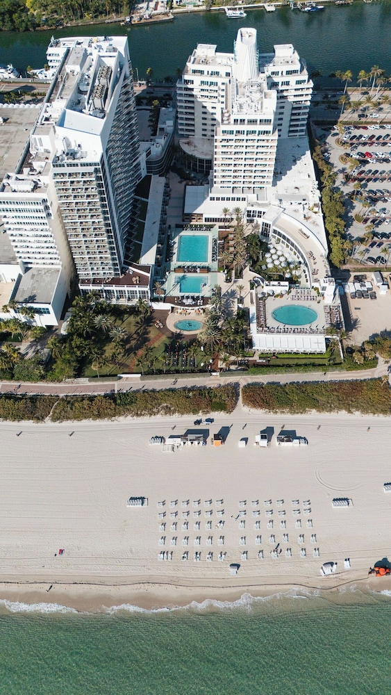 Eden Roc Miami Beach — Beach in Miami, Florida