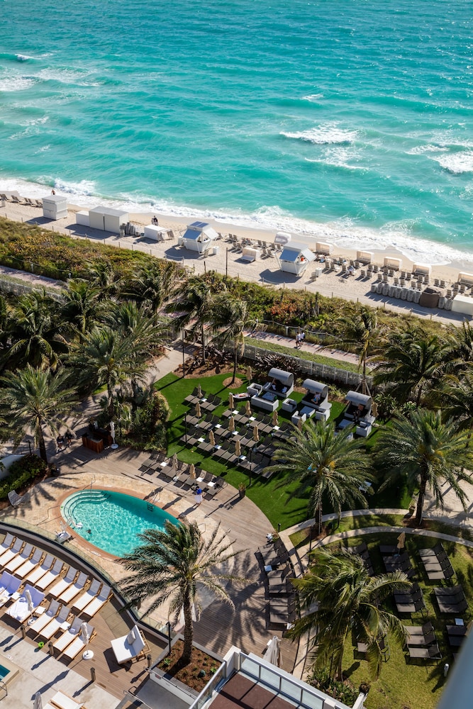 Eden Roc Miami Beach — Beach in Miami, Florida